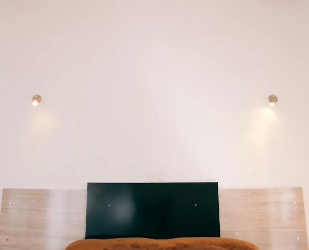 Yucca Park Costa Adeje (Tenerife)